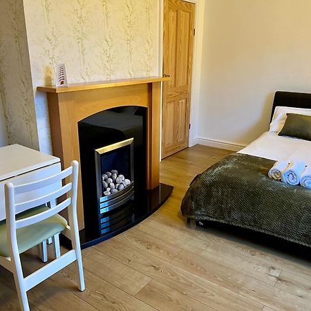 Housefield Stay, Room 4 Stoke-on-Trent Exteriér fotografie