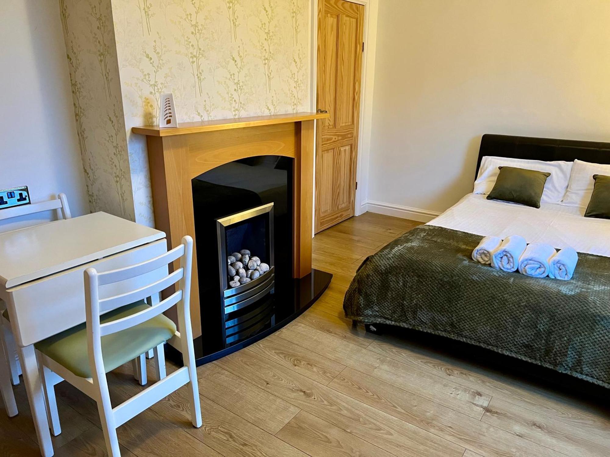 Housefield Stay, Room 4 Stoke-on-Trent Exteriér fotografie